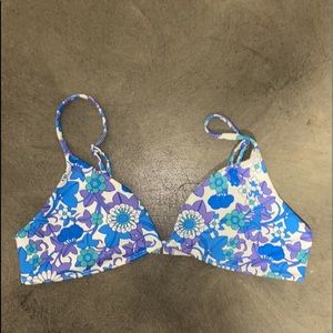 Frankie’s Bikinis top